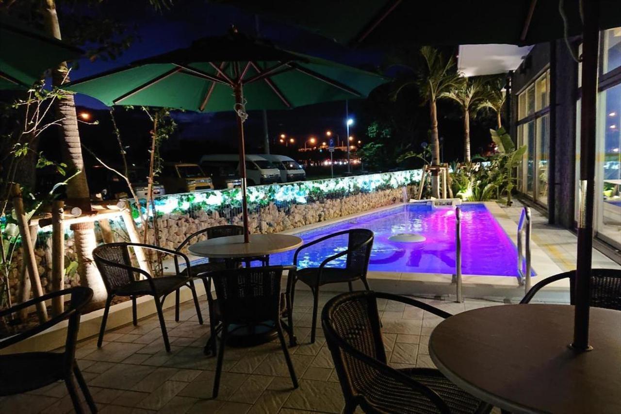 Green Rich Hotel Okinawa Nago Exterior foto