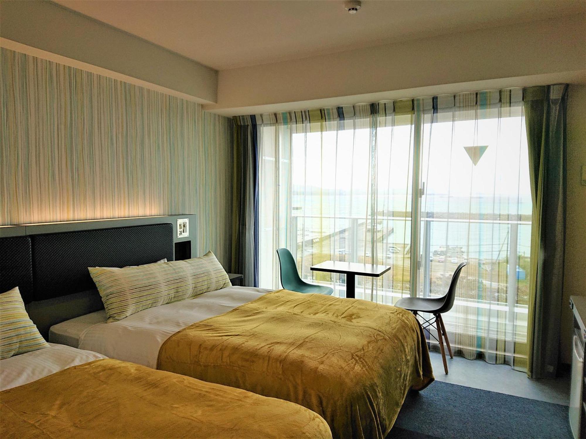 Green Rich Hotel Okinawa Nago Exterior foto